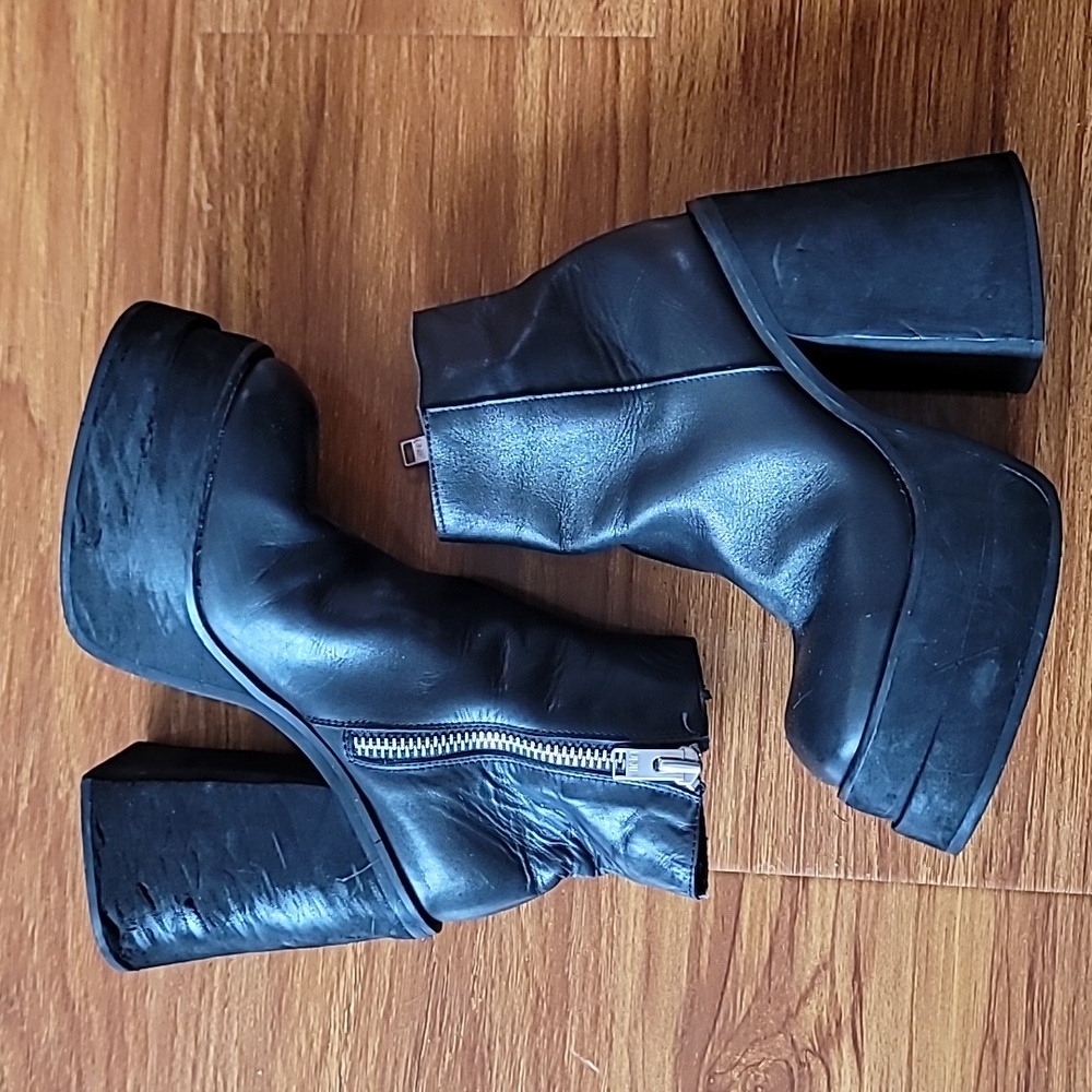 UNIF Brat Boot
